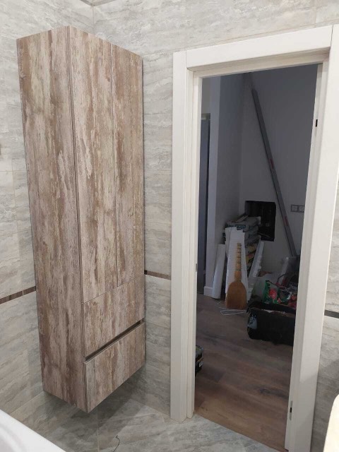 Пенал в ванную с выкатными ящиками модель из дерева