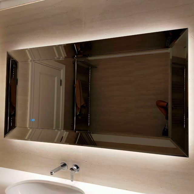 Зеркало-капсула с фацетом, любой размер